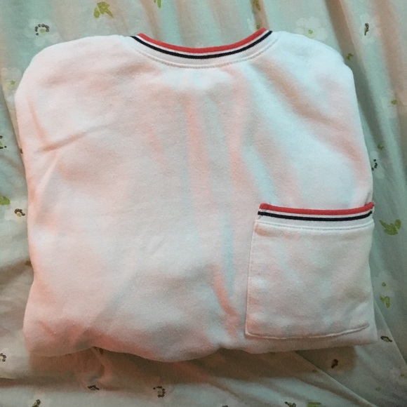 Forever 21 long-sleeved, white, cropped sweatshirt - Picture 2 of 4